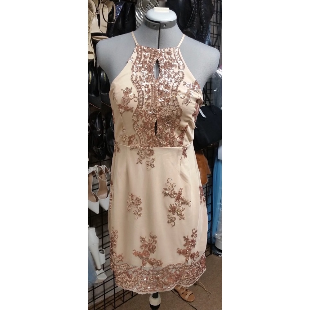 New Windsor champagne sequin short party dress
